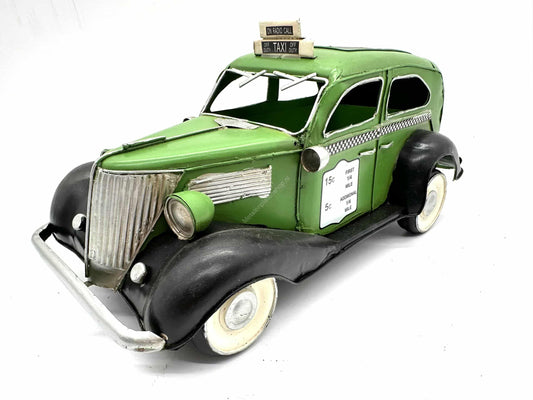 Groene Taxi - Metalen Voertuigen Decoratie - 31cm