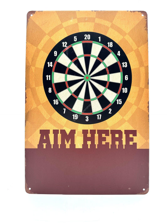 Wandschild aus Metall – Aim Here – Darts