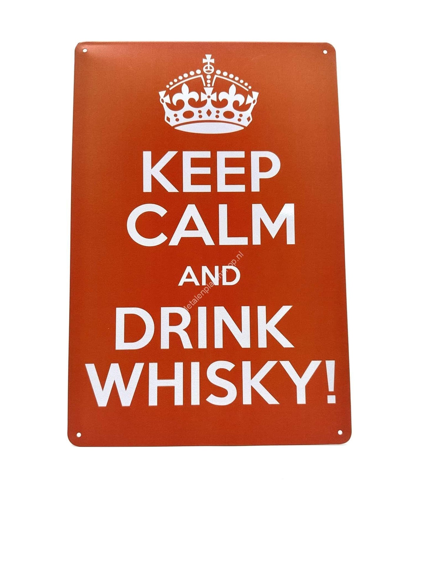 Wandschild aus Metall – „Keep Calm – And Drink Whiskey“.